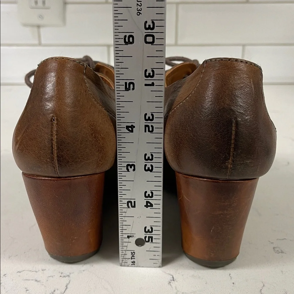 Kork- Ease Chianne Brown Leather Oxford
Lace Up Ankle Bootie Size 8 - Picture 4 of 17
